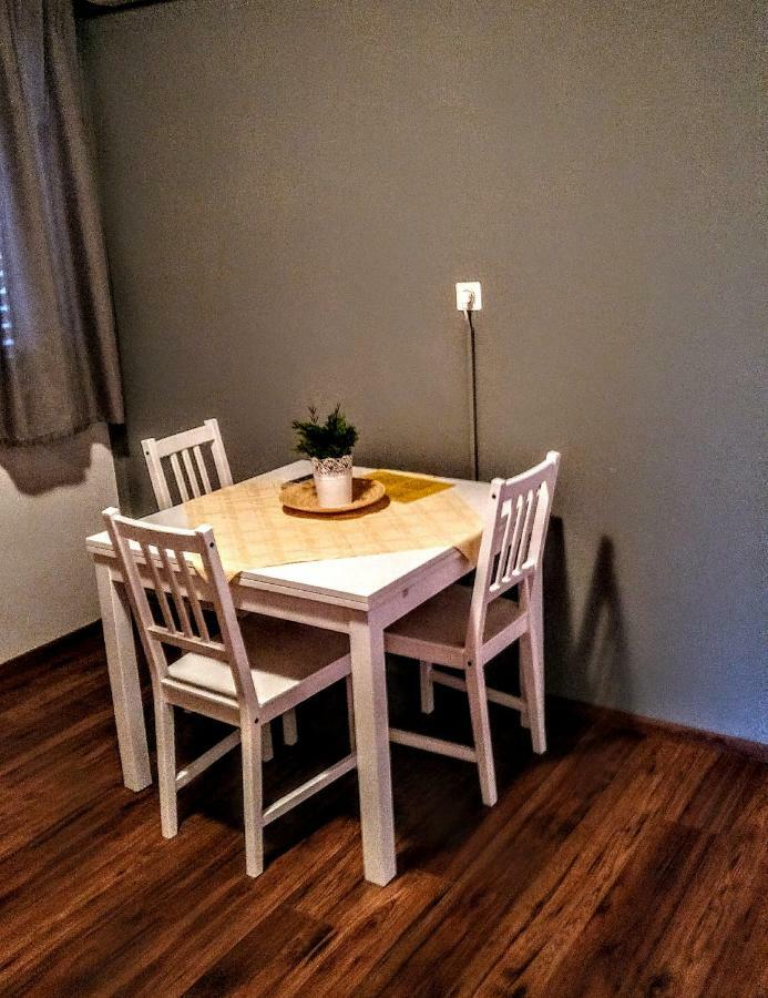 דירות פורץ Apartman Maslina מראה חיצוני תמונה